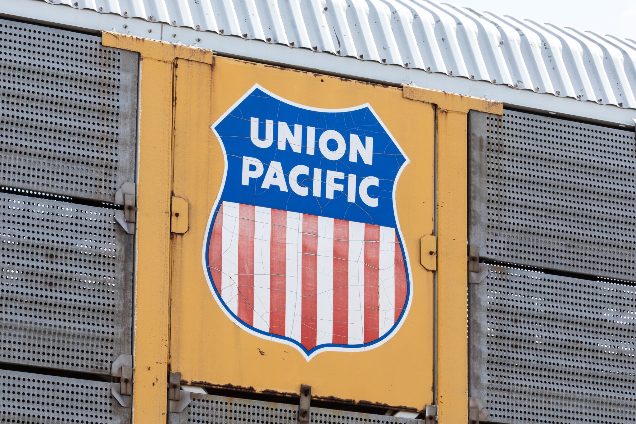 Union Pacific Corporation CEO Jim Vena and CFO Jennifer Hamann address ...