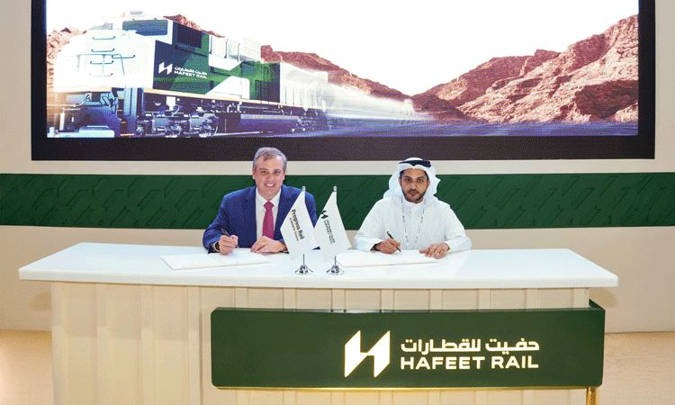 The agreement between Hafeet Rail and Progress Rail supports the development of a safe and sustainable Omani-Emirati railway network, with locomotives specifically designed to withstand the region's unique climatic and geographical conditions.