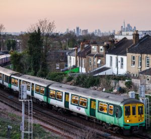 Franchise rail performance to be reported every four weeks confirms DfT